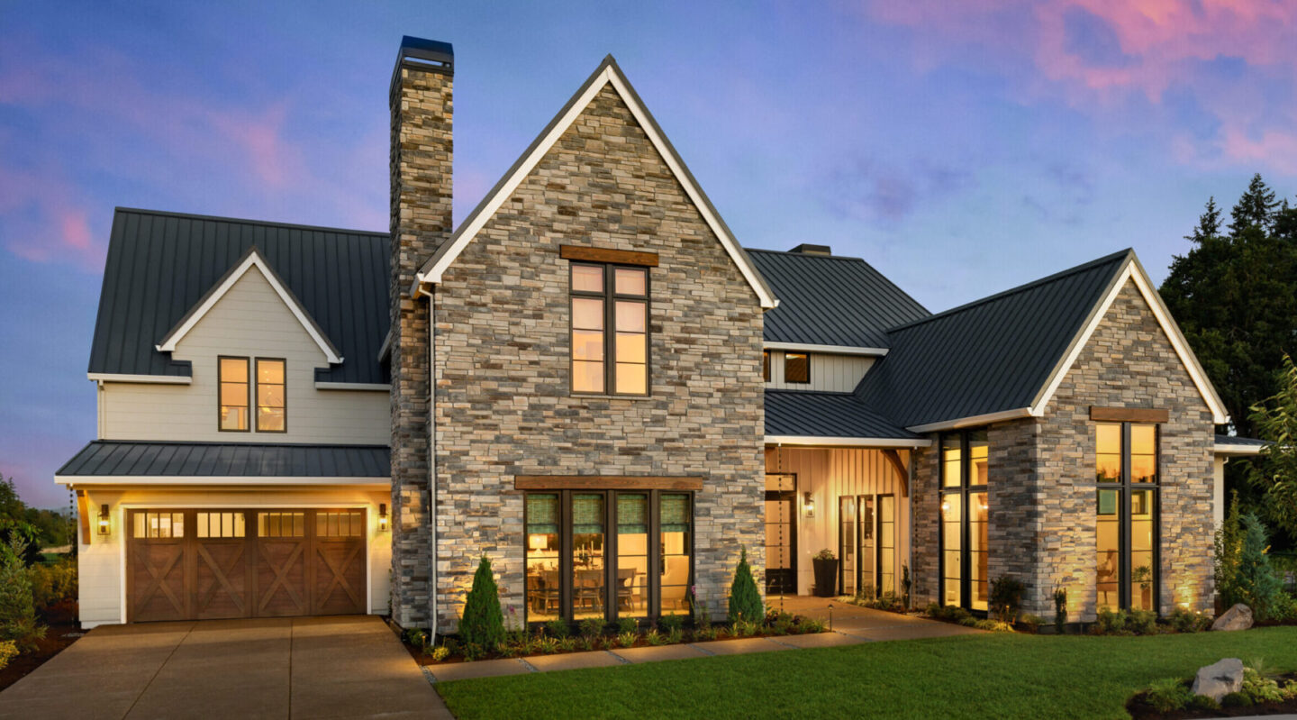 Echo Ridge Country Ledgestone Cultured Stone by Boral - Installed on teh front of a beautiful home
